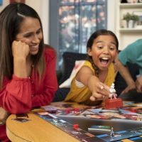 Hasbro Monopoly Family Fight Night 6