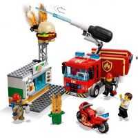 LEGO® City 60214 Záchrana burgrárne 3